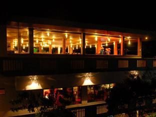 PEACOCK BEACH HOTEL - 8