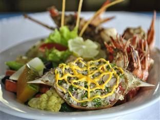 PEACOCK BEACH HOTEL - 10