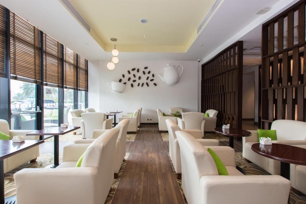 HOLIDAY INN ABU DHABI - 14