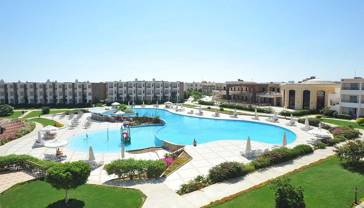 ROYAL BRAYKA BEACH RESORT - 1