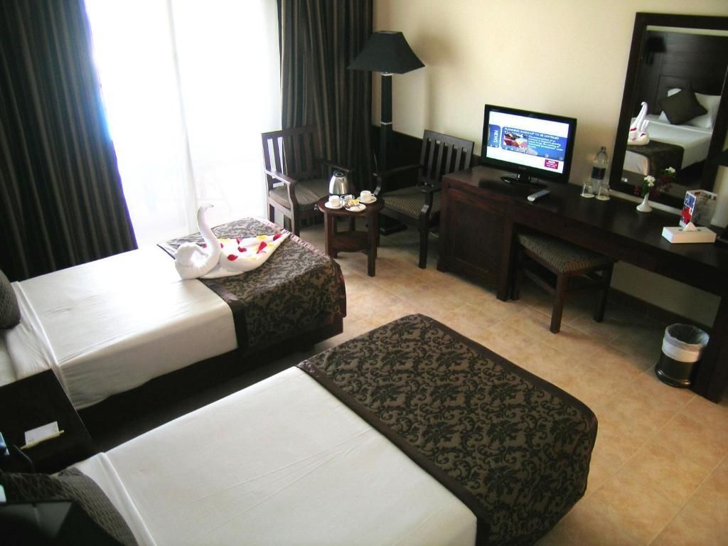 ROYAL BRAYKA BEACH RESORT - 3