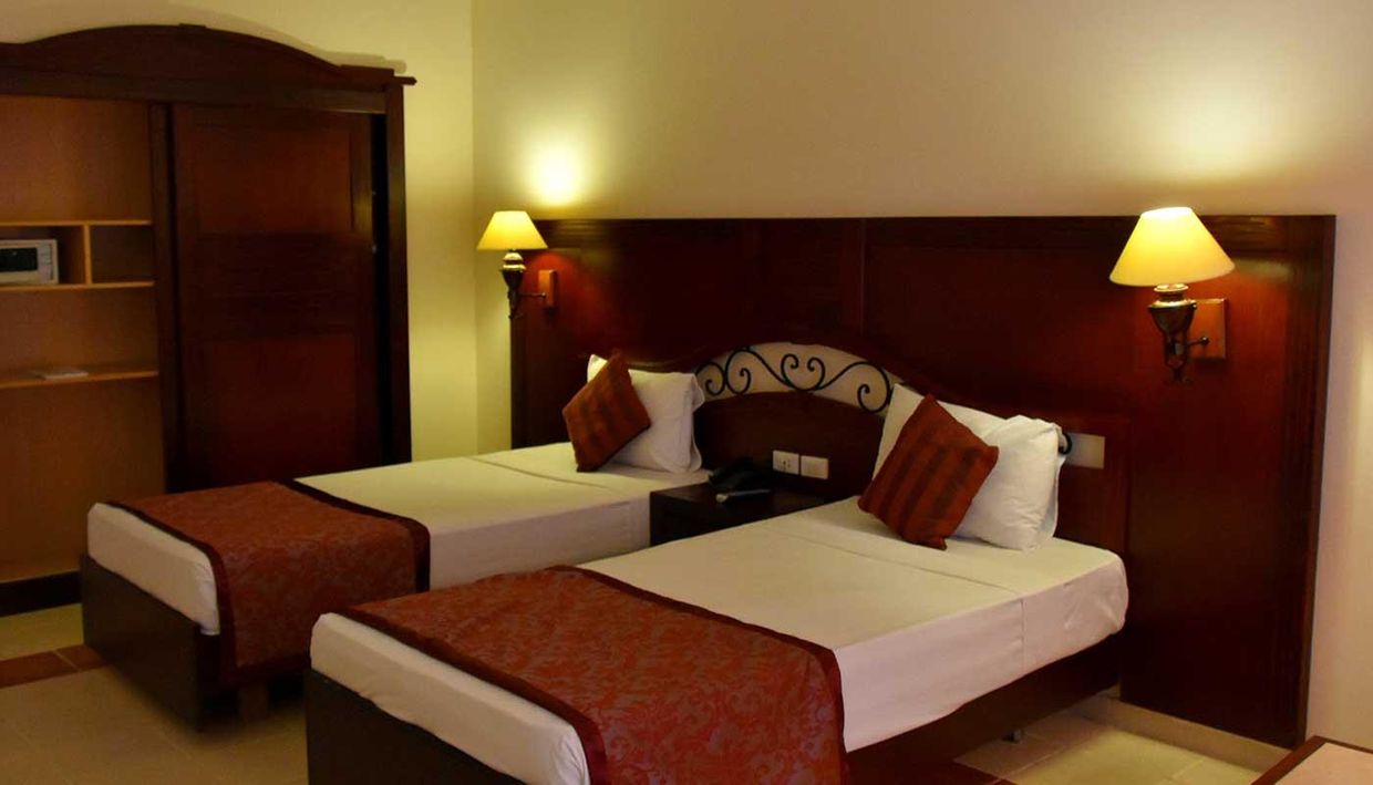 ROYAL BRAYKA BEACH RESORT - 22
