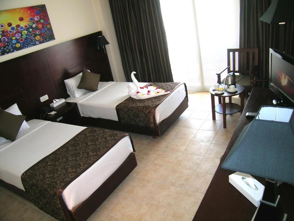 ROYAL BRAYKA BEACH RESORT - 4