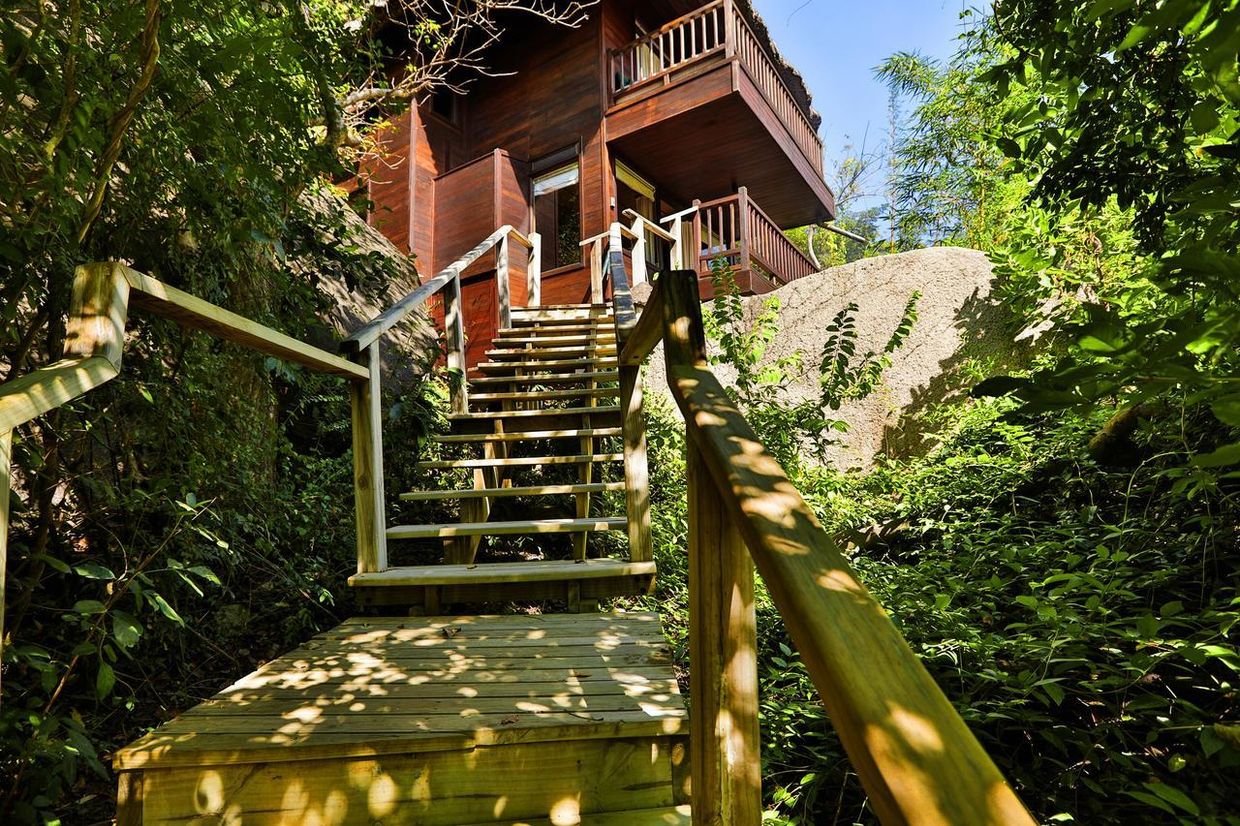 LALYA NINH VAN BAY - 9