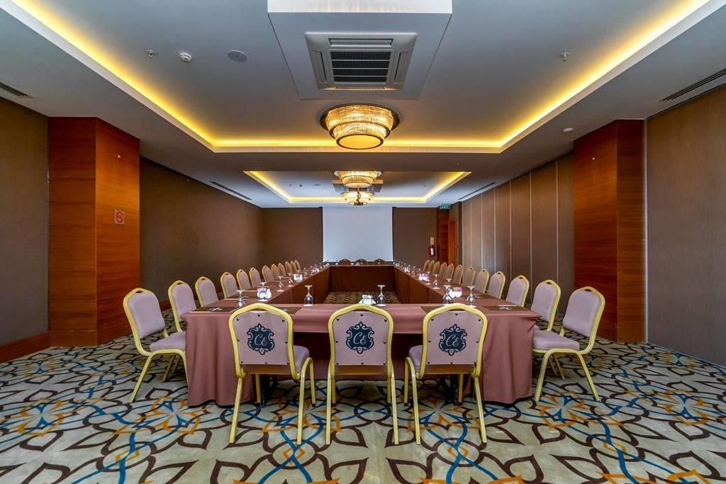 Commodore Elite Suites Spa (only adults 18+) - 12