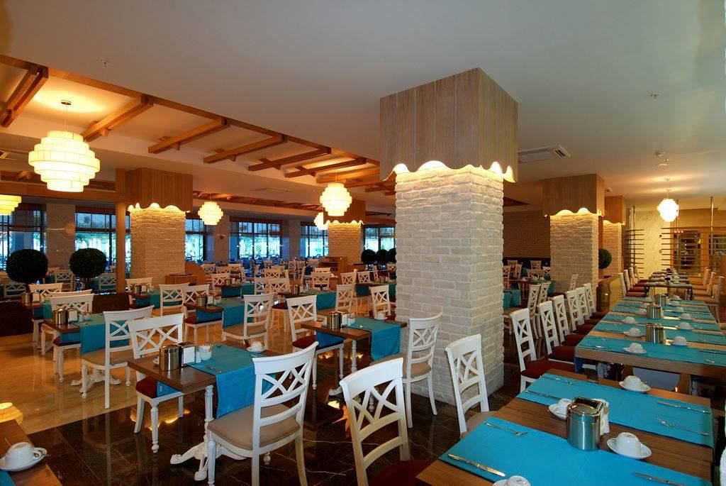 Commodore Elite Suites Spa (only adults 18+) - 24