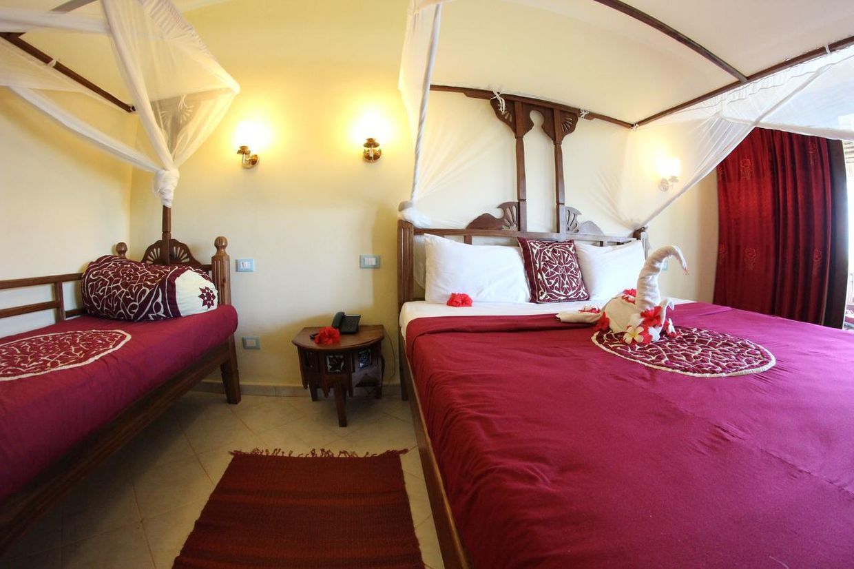 UROA BAY BEACH RESORT - 14