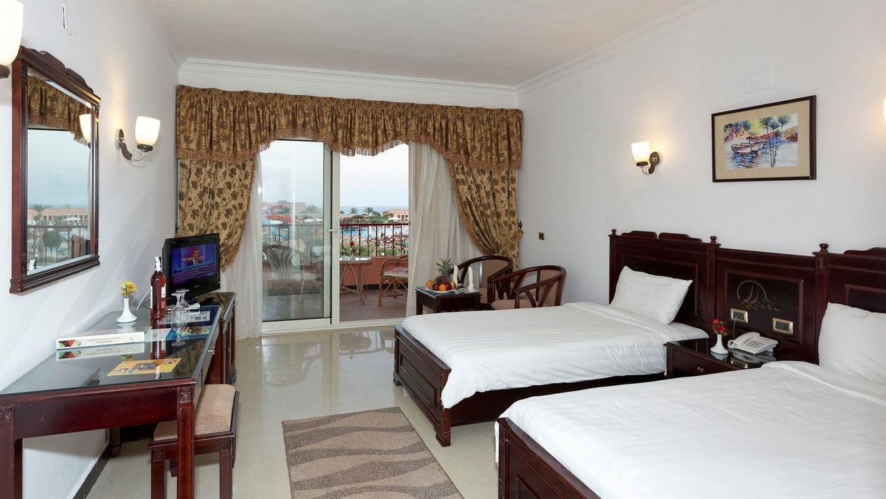 THE THREE CORNERS HAPPY LIFE BEACH RESORT - 37