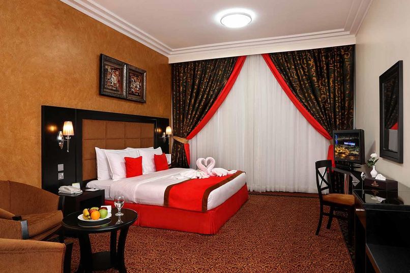 ROYAL GRAND SUITE HOTEL - 4