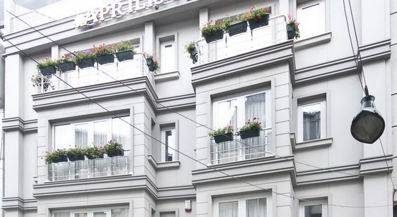 Aprilis Hotel - 1