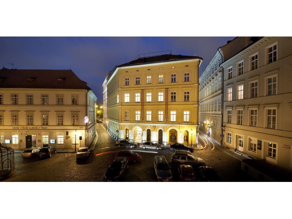 CHARLES BRIDGE PALACE - 25
