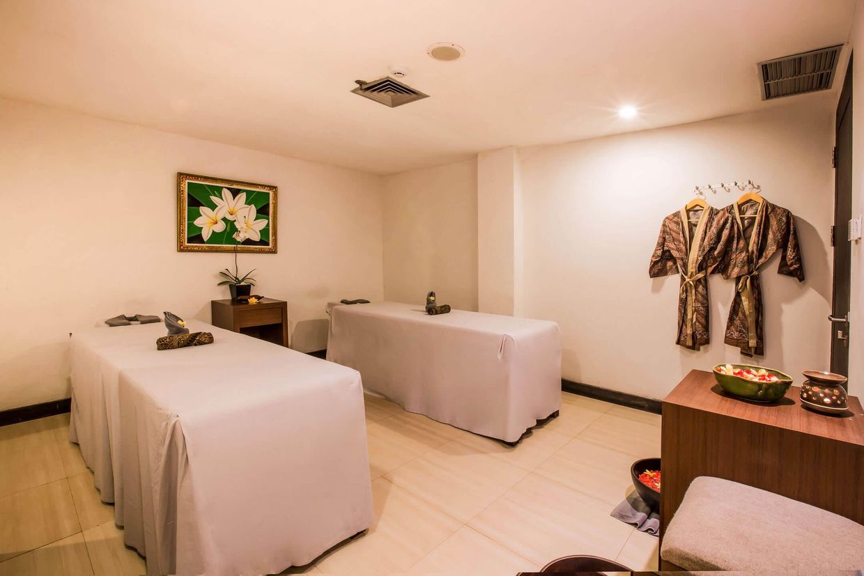 ROYAL REGANTRIS KUTA - 11