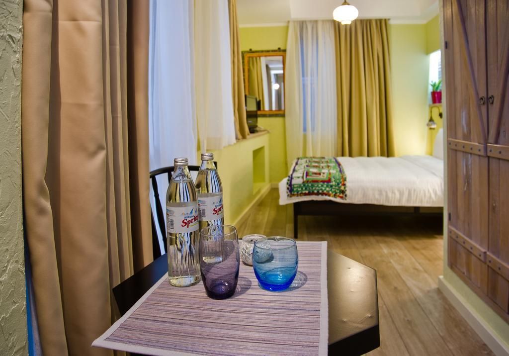 NO12 BOUTIQUE HOTEL - 8