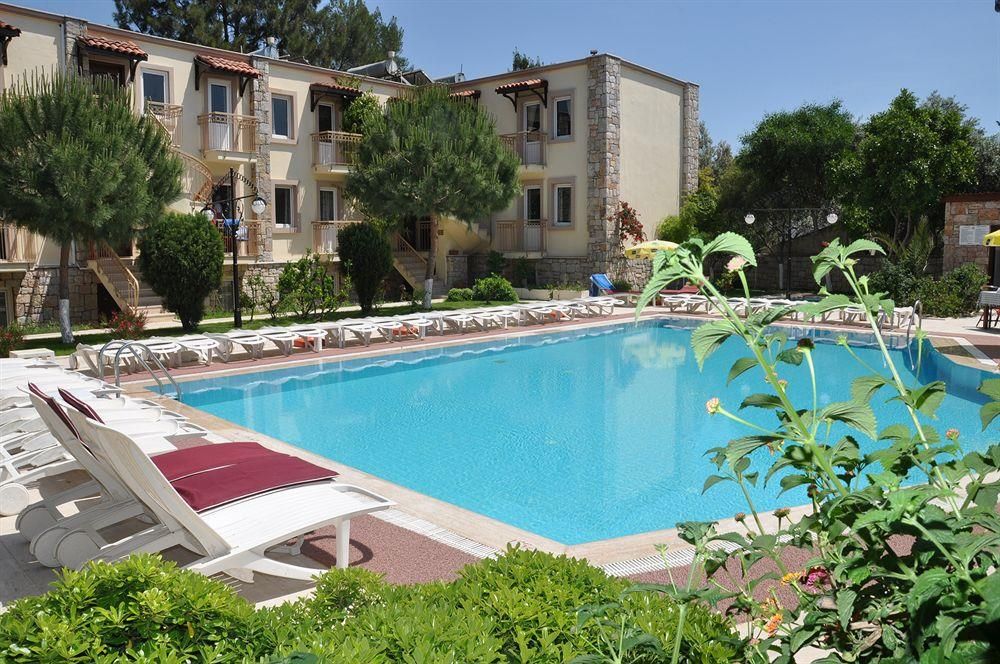 Moon Shine Hotel Suites - 17