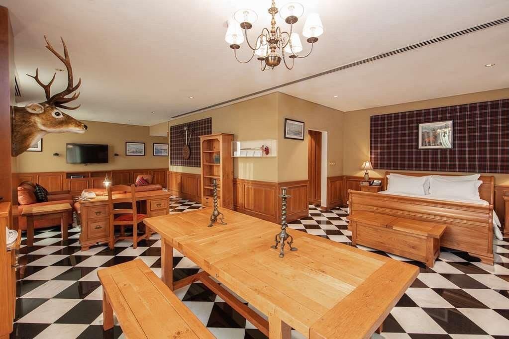 RADISSON BLUE HOTEL DOHA - 11