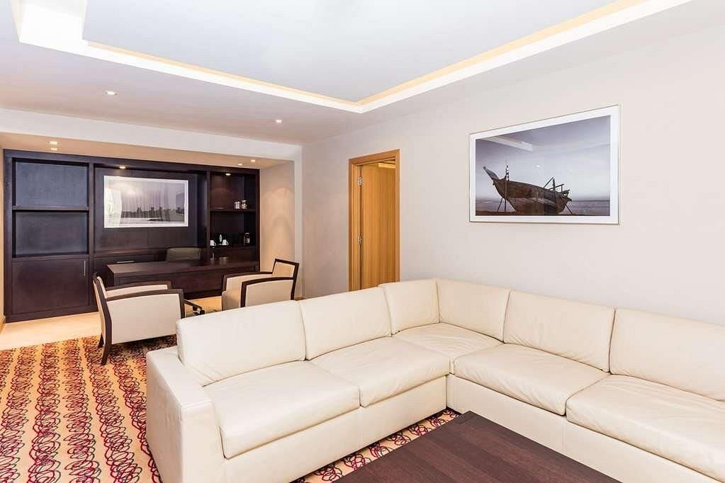 RADISSON BLUE HOTEL DOHA - 13