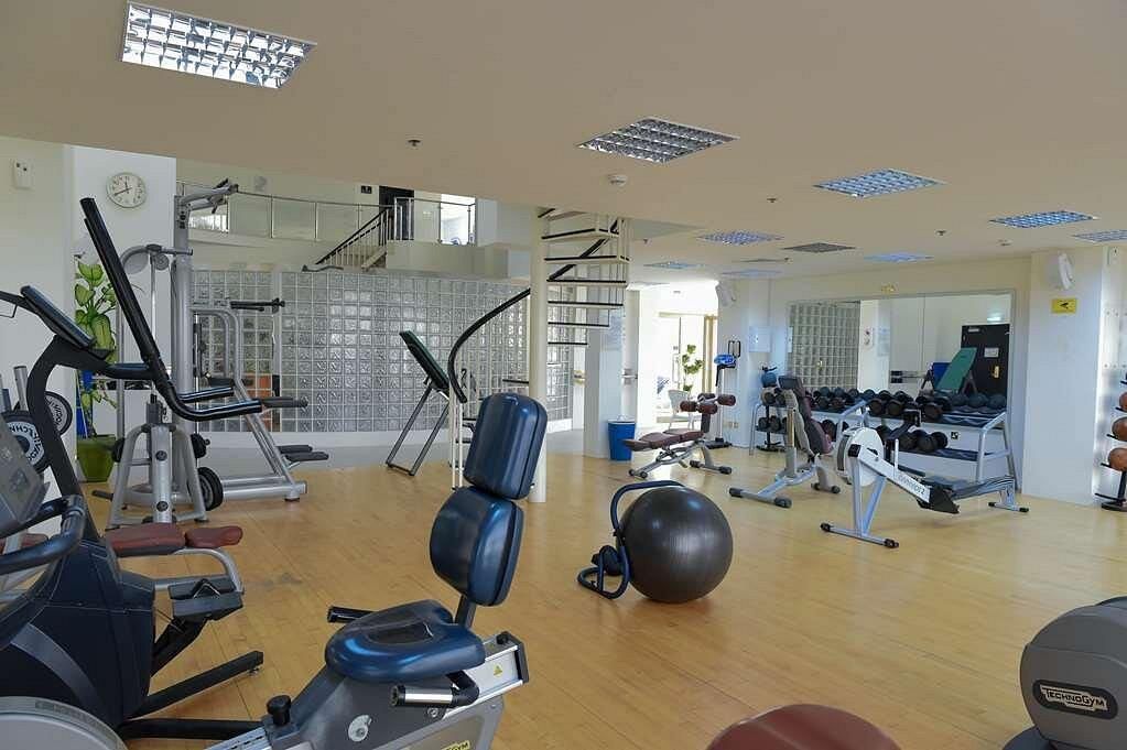 RADISSON BLUE HOTEL DOHA - 41