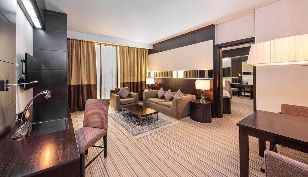 RADISSON BLUE HOTEL DOHA - 7