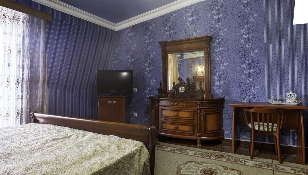 CHAO HOTEL BATUMI - 4