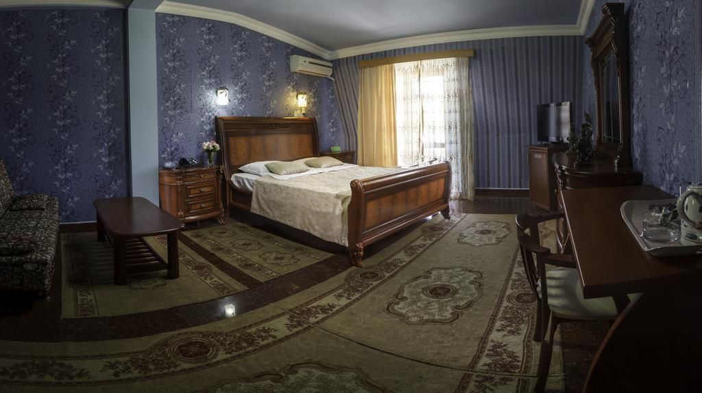 CHAO HOTEL BATUMI - 6