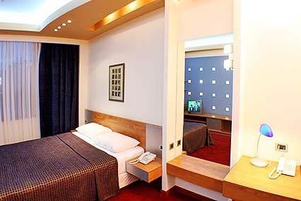 RADISSON BLU YEREVAN HOTEL - 19