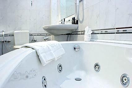 RADISSON BLU YEREVAN HOTEL - 8