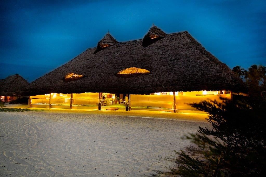 HAKUNA MAJIWE BEACH LODGE - 14