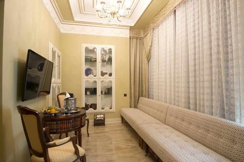 ДВОРЕЦ ТРЕЗИНИ, отель - 33