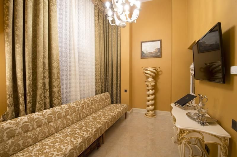 ДВОРЕЦ ТРЕЗИНИ, отель - 34