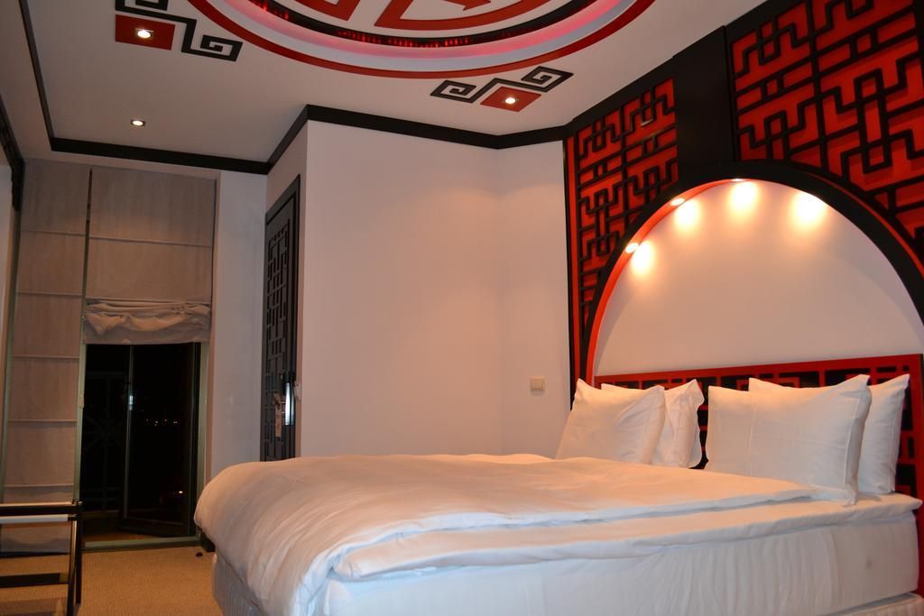 PIAZZA BOUTIQUE - 11