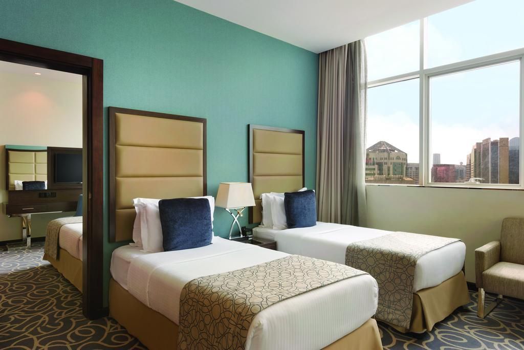 RAMADA ABU DHABI CORNICHE - 20