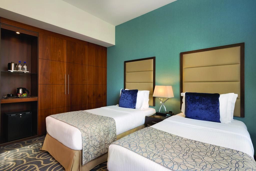 RAMADA ABU DHABI CORNICHE - 23