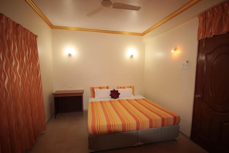 EL PASO GUESTHOUSE - 9