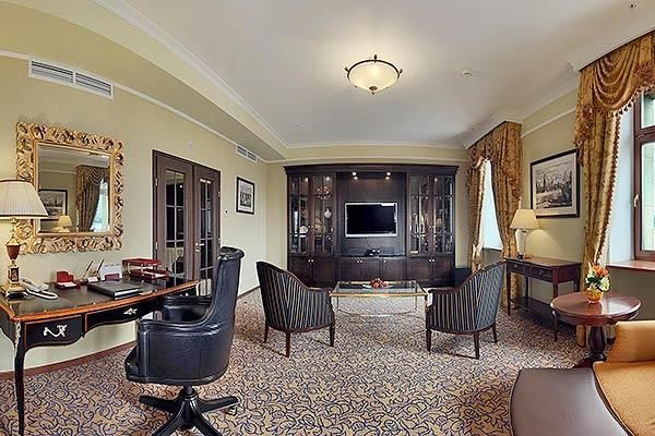 HILTON MOSCOW LENINGRADSKAYA - 23