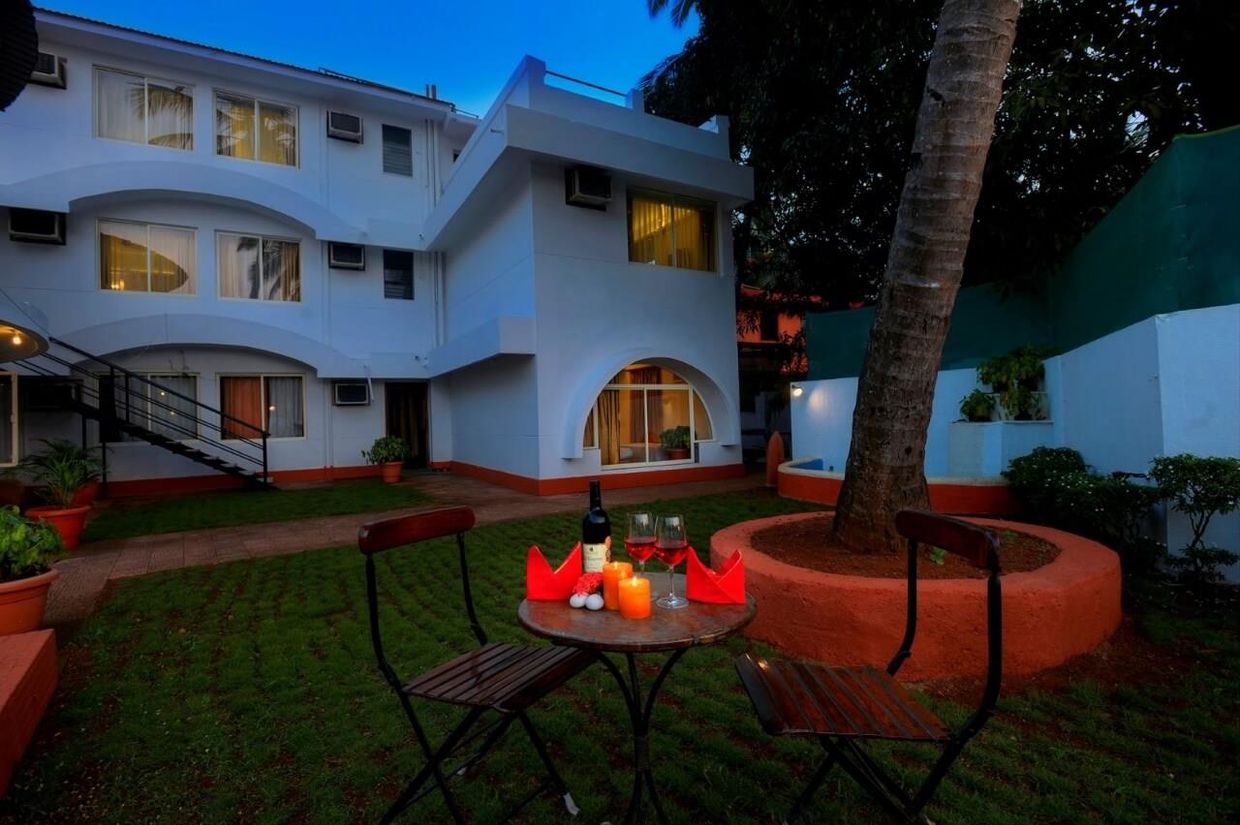 TREEHOUSE STAMP GOA - 12