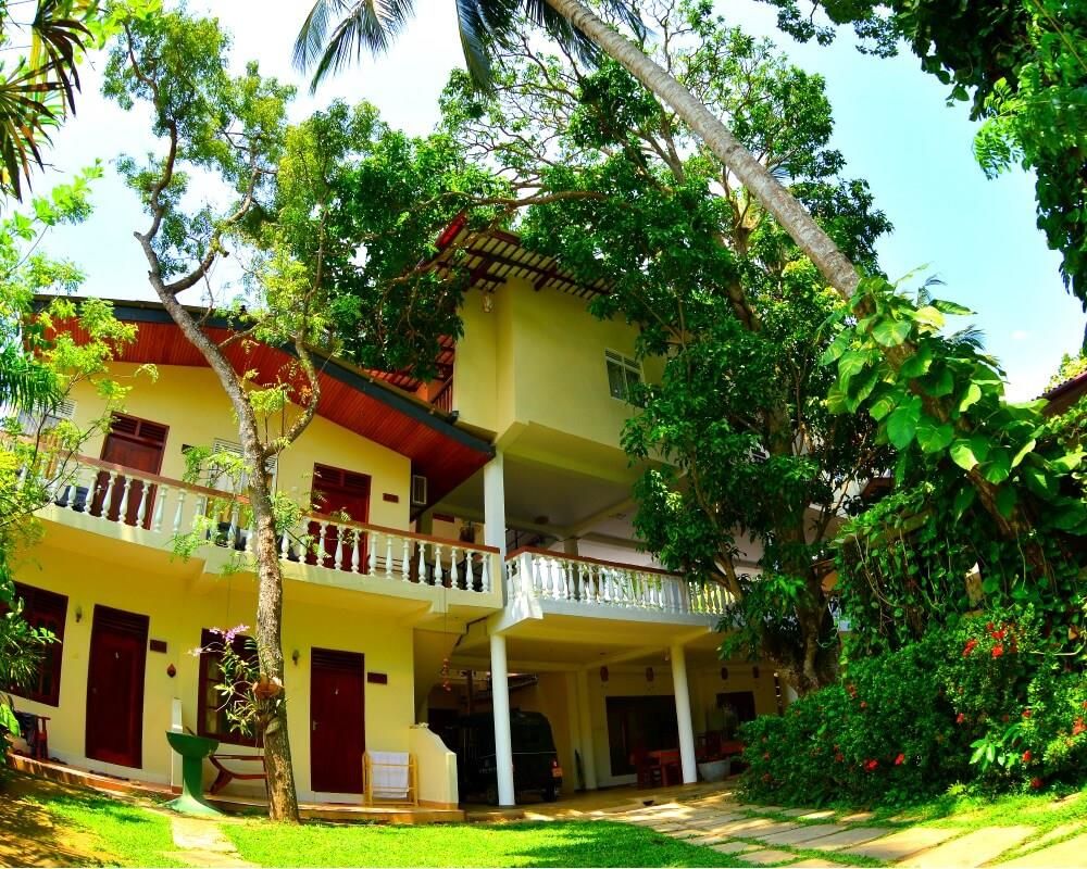 SEA BREEZE GUEST HOUSE - 1
