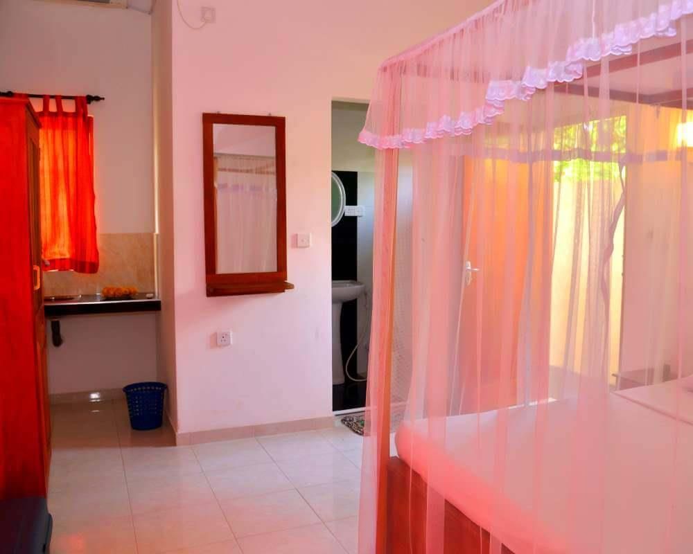 SEA BREEZE GUEST HOUSE - 3
