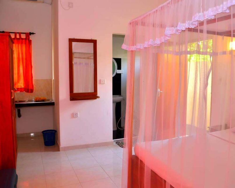 SEA BREEZE GUEST HOUSE - 3