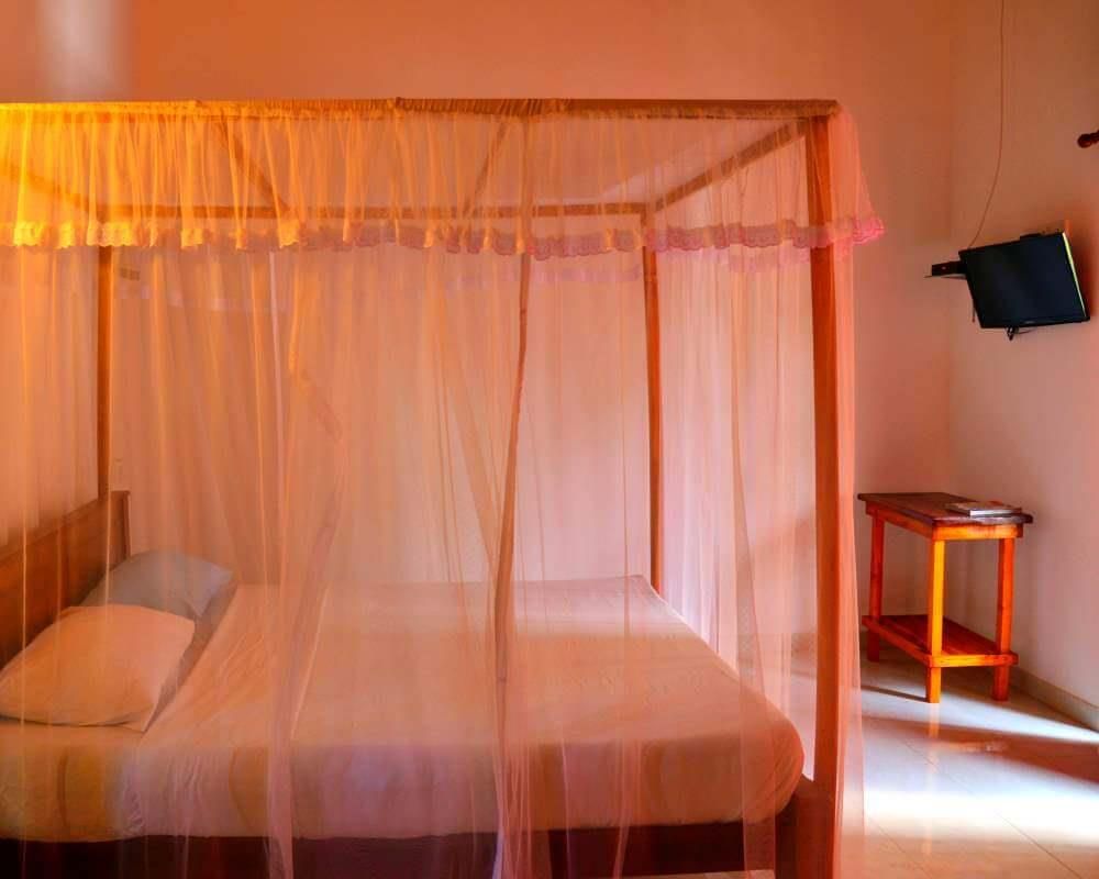 SEA BREEZE GUEST HOUSE - 4