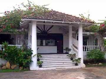 CLOSENBURG HOTEL - 1