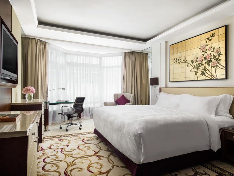 THE LANGHAM HOTEL - 4