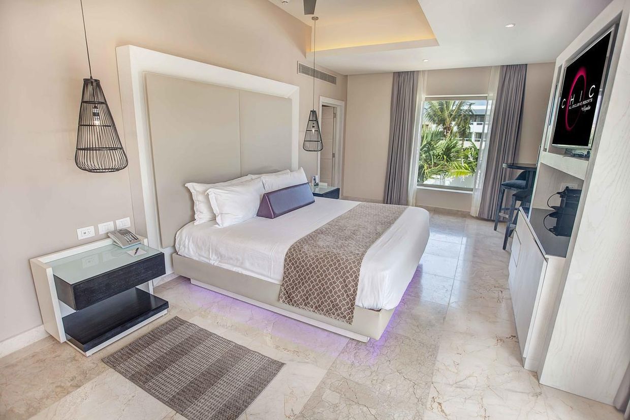 ROYALTON CHIC PUNTA CANA RESORT & SPA - 2