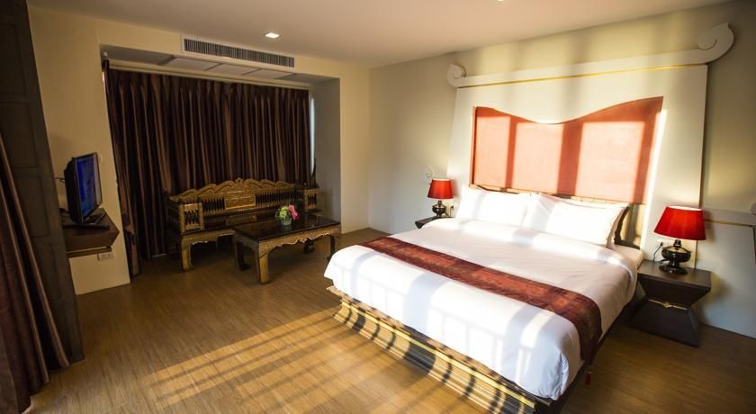 ROYAL HERITAGE PAVILION - 17