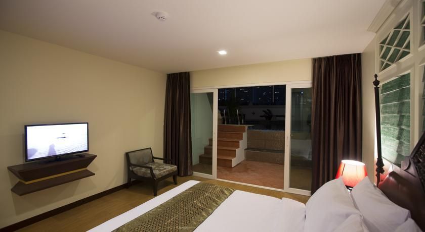 ROYAL HERITAGE PAVILION - 19