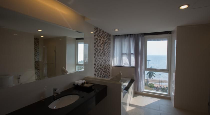 ROYAL HERITAGE PAVILION - 23