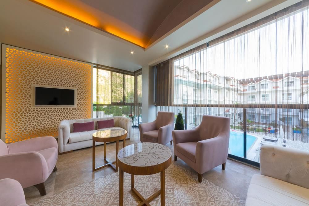 Montebello Deluxe  - 16