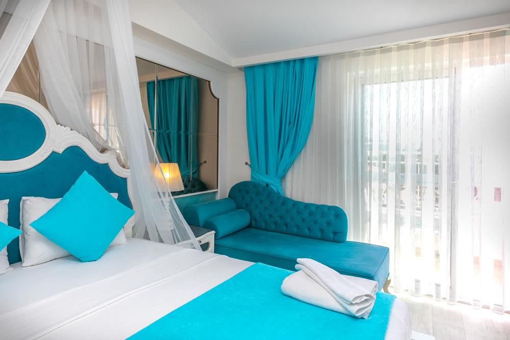 Montebello Deluxe  - 30