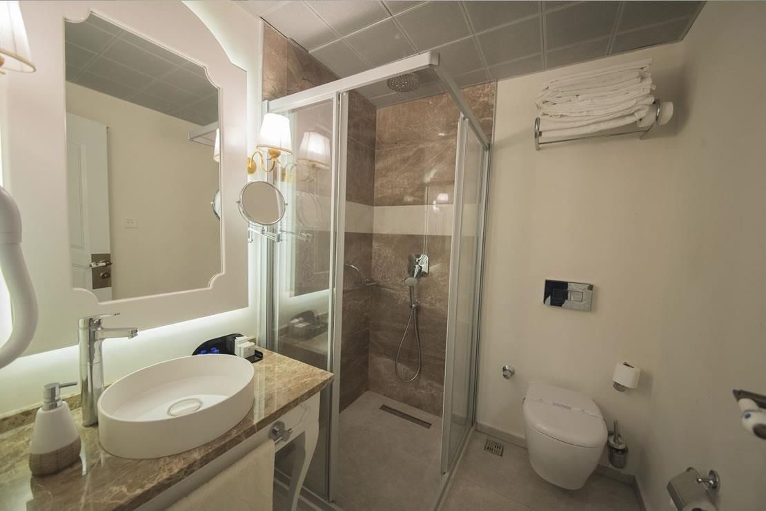 Montebello Deluxe  - 37