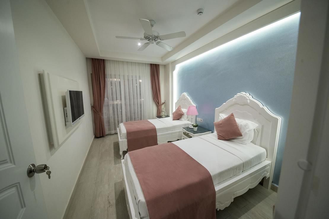 Montebello Deluxe  - 38