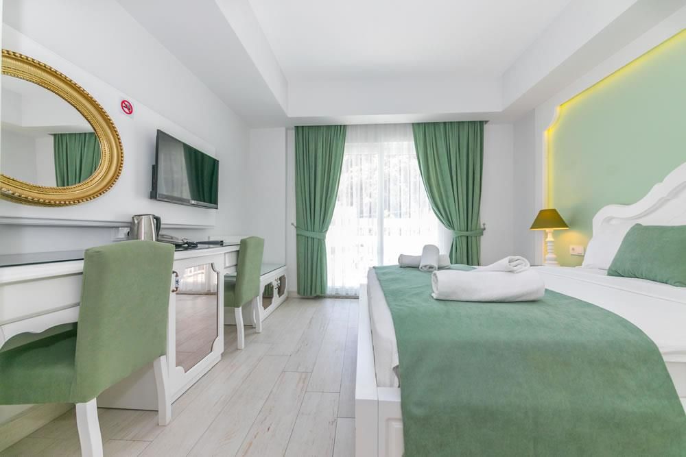 Montebello Deluxe  - 44